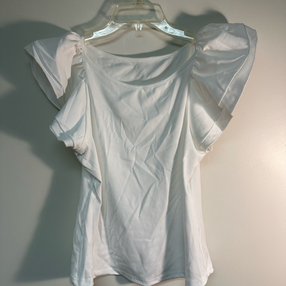 SHEIN White Ruffle Sleeve Blouse
